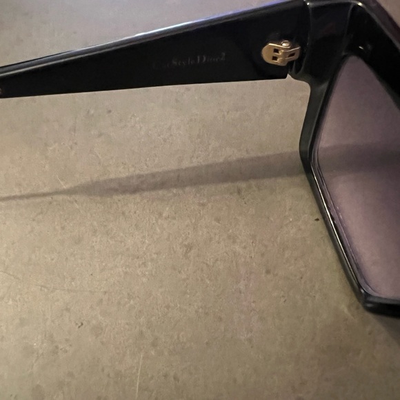 Christian Dior Sophisticated Eyewear.  Pre-owned in very good condition. - Picture 8 of 11